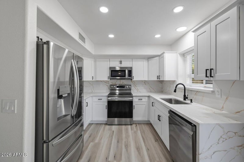 1020 E Saddle Way, San Tan Valley, AZ 85143