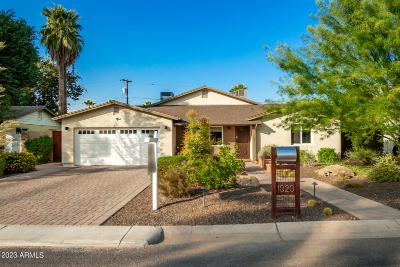 1020 E San Juan Ave, Phoenix, AZ 85014
