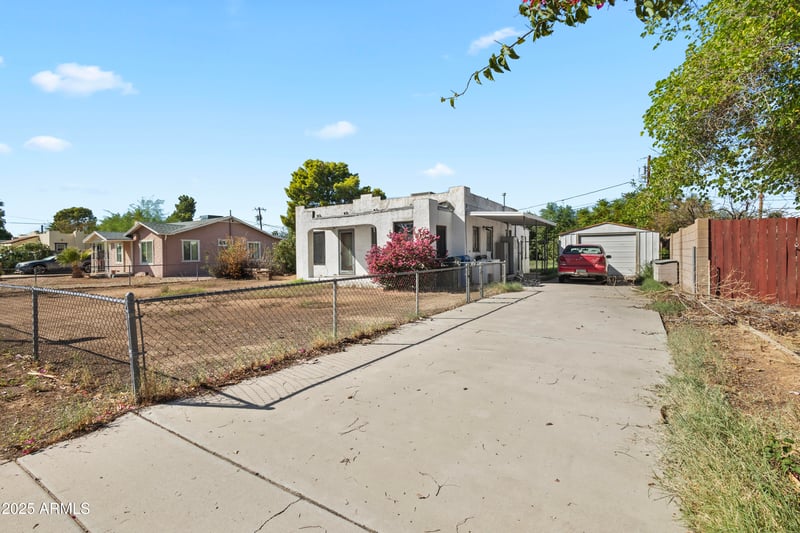 1020 Minnezona Ave, Phoenix, AZ 85014