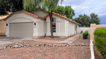 1020 Myrna Ln, Tempe, AZ 85284