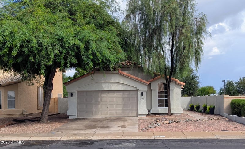 1020 Myrna Ln, Tempe, AZ 85284