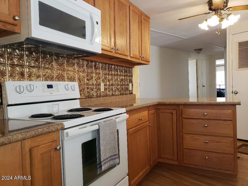 10201 99th Ave #166, Peoria, AZ 85345