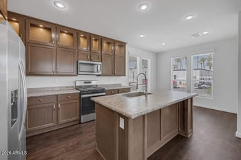 10201 99th Ave #104, Peoria, AZ 85345