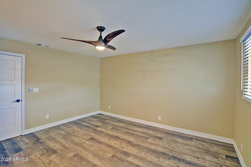 10201 N 99th Ave #165, Peoria, AZ 85345