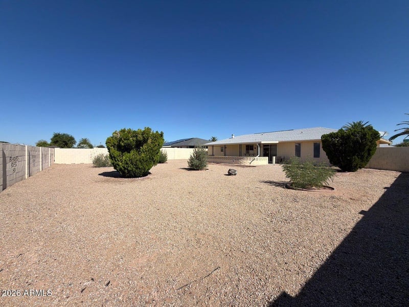 10201 W Sutters Gold Ln, Sun City, AZ 85351