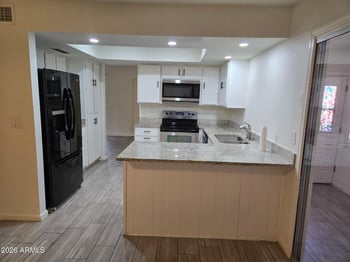 10202 N 45th Ave, Glendale, AZ 85302