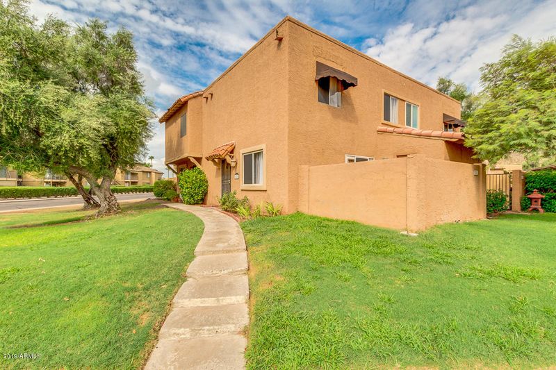 10202 N 7th Pl #A, Phoenix, AZ 85020