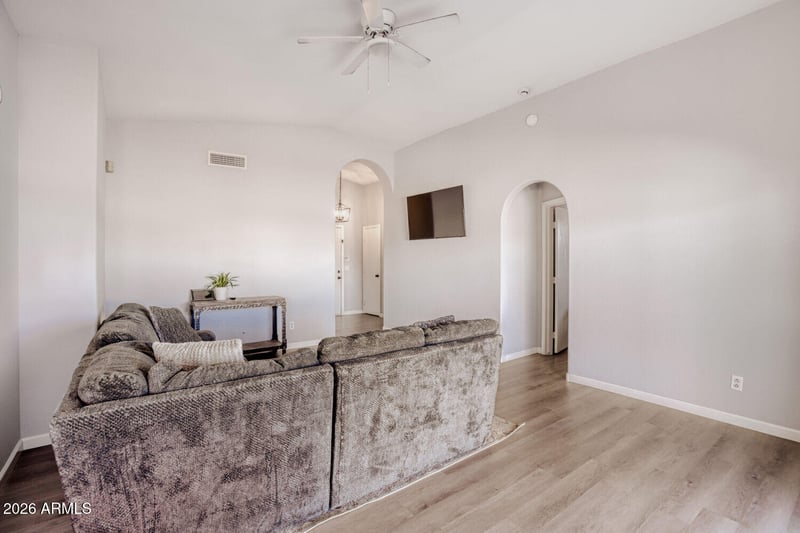10202 87th Ave, Peoria, AZ 85345