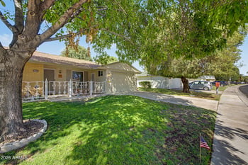 10206 Forrester Dr, Sun City, AZ 85351