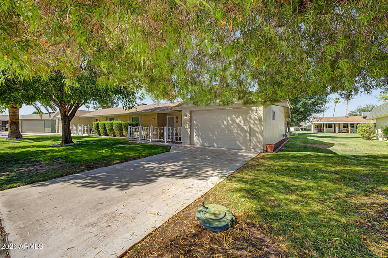 10206 Forrester Dr, Sun City, AZ 85351