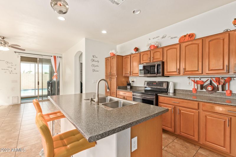 10206 W Payson Rd, Tolleson, AZ 85353