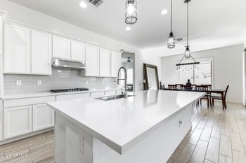 10207 Strobe Ave, Mesa, AZ 85212