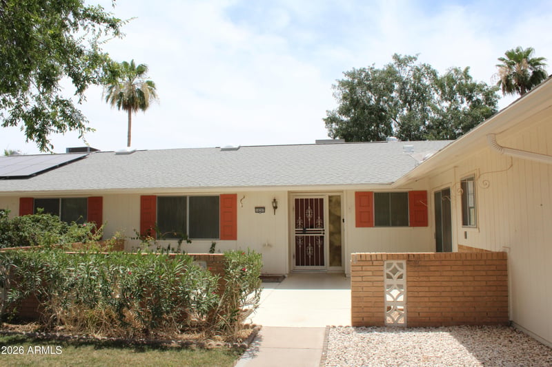 10207 Kingswood Cir, Sun City, AZ 85351
