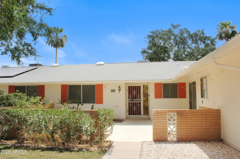 10207 Kingswood Cir, Sun City, AZ 85351