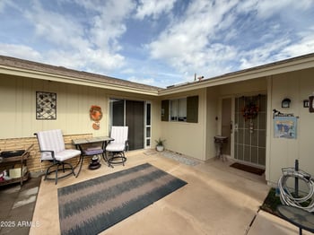 10208 Kingswood Cir, Sun City, AZ 85351