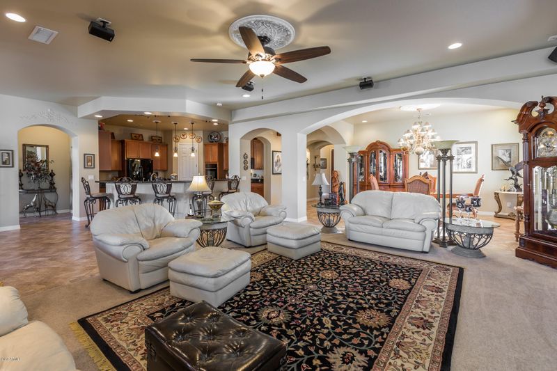 10208 S 43rd Ave, Laveen, AZ 85339