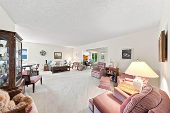 10208 W Mountain View Rd, Sun City, AZ 85351