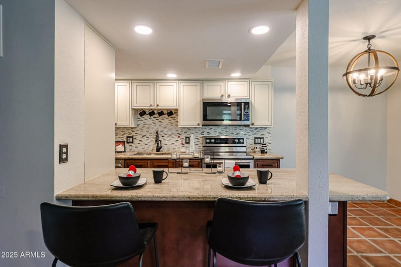 10209 8th Pl #A, Phoenix, AZ 85020