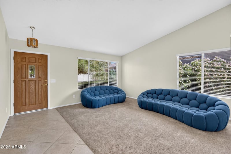 10209 E Coopers Hawk Dr, Sun Lakes, AZ 85248