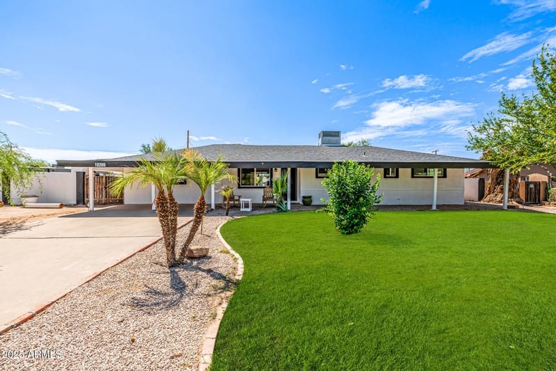 10209 Jones Ave, Mesa, AZ 85208