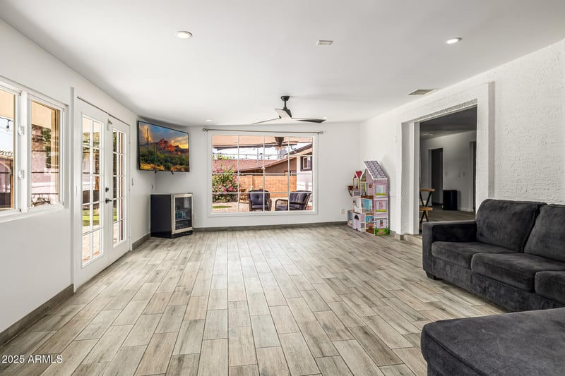 10209 Jones Ave, Mesa, AZ 85208