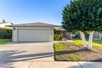 10209 Mountain View Rd, Sun City, AZ 85351