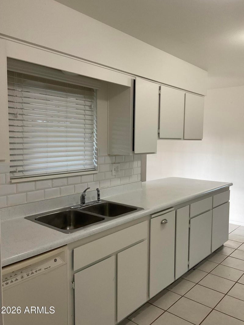 10209 Mountain View Rd, Sun City, AZ 85351