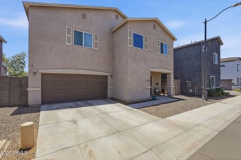 1021 E Odeum Ln, Phoenix, AZ 85040
