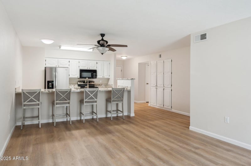1021 Greenfield Rd #1106, Mesa, AZ 85206