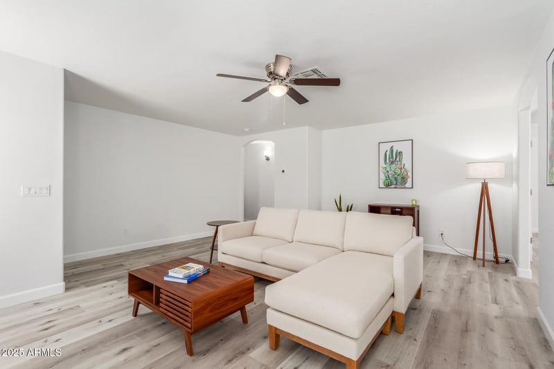 1021 Nardini St, San Tan Valley, AZ 85140