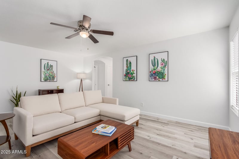 1021 Nardini St, San Tan Valley, AZ 85140