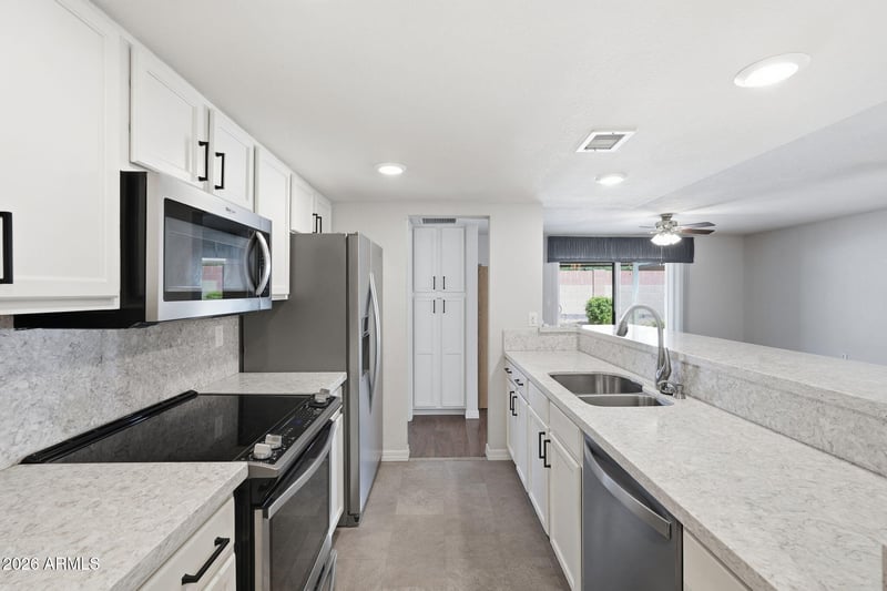 1021 S Greenfield Rd #1030, Mesa, AZ 85206
