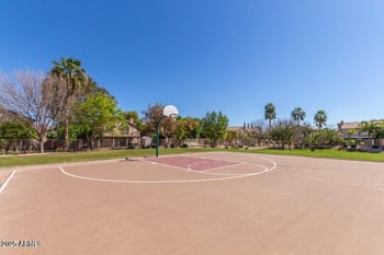 1021 Western Skies Dr, Gilbert, AZ 85296