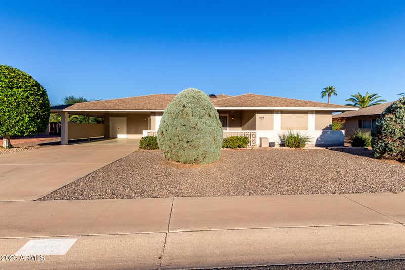 10210 Charter Oak Dr, Sun City, AZ 85351