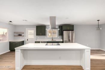 10210 Charter Oak Dr, Sun City, AZ 85351