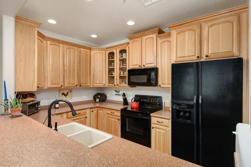 10210 E White Feather Ln, Scottsdale, AZ 85262