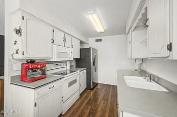 10210 97th Dr #A, Peoria, AZ 85345