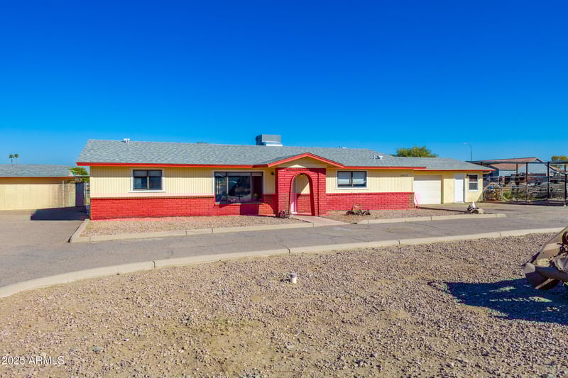10212 47th Ave, Laveen, AZ 85339