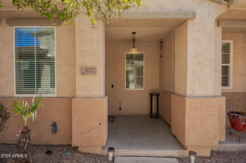 10212 Isleta Ave, Mesa, AZ 85209