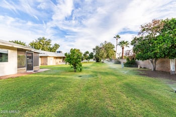 10213 Kingswood Cir, Sun City, AZ 85351