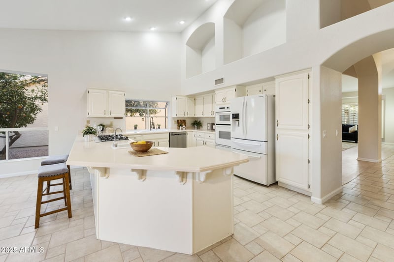 10214 Coopers Hawk Dr, Sun Lakes, AZ 85248