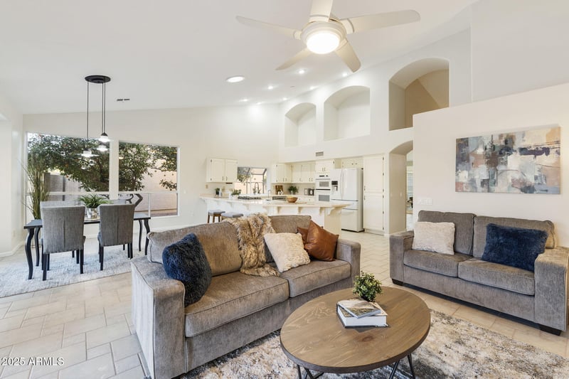 10214 Coopers Hawk Dr, Sun Lakes, AZ 85248