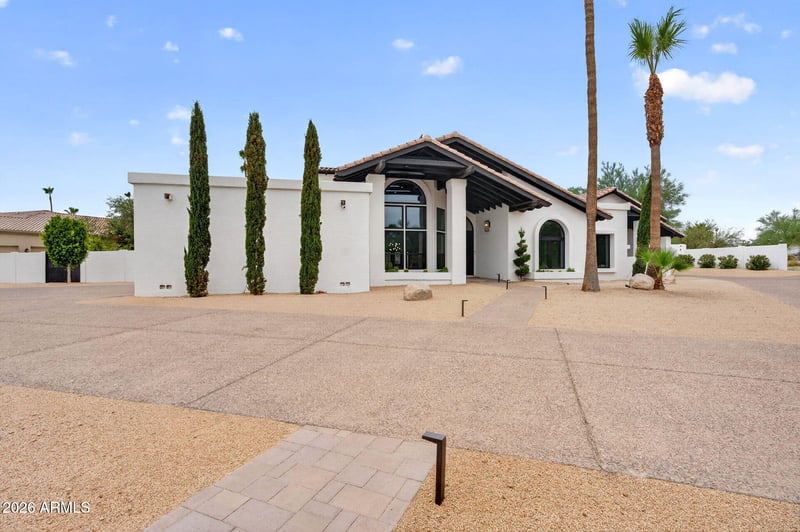 10214 N 44th St, Phoenix, AZ 85028
