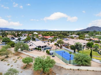 10214 44th St, Phoenix, AZ 85028