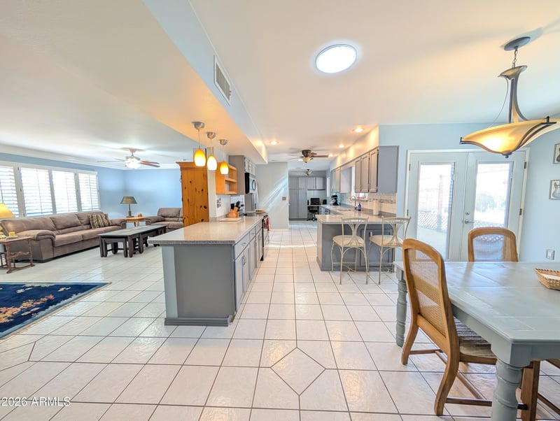 10214 Clair Dr, Sun City, AZ 85351