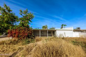 10215 35th Dr, Phoenix, AZ 85051