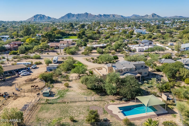 10215 38th St, Phoenix, AZ 85028