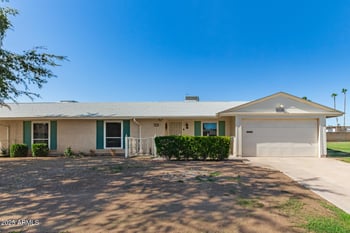 10215 Kingswood Cir, Sun, AZ 85351