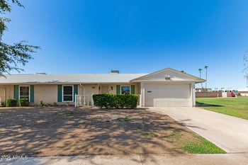 10215 Kingswood Cir, Sun City, AZ 85351