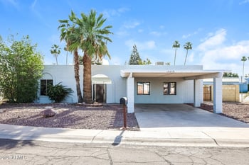10215 35th Dr, Phoenix, AZ 85051